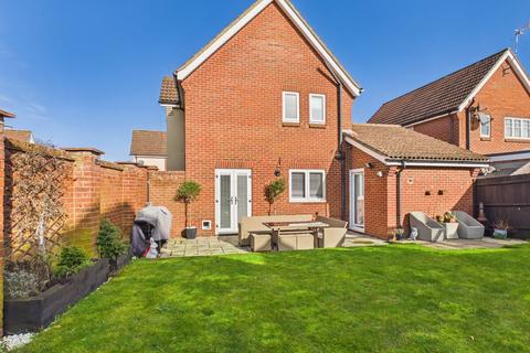 3 bedroom detached house for sale, Masefield Drive, Downham Market PE38