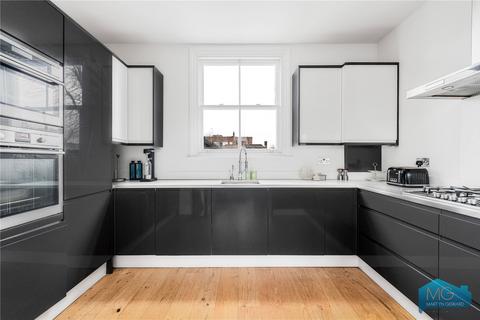 3 bedroom maisonette for sale, Upper Tollington Park, Finsbury Park, London, N4