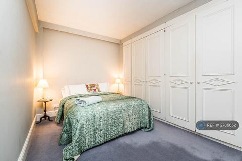 1 bedroom flat to rent, Chelsea Manor Street, London, SW3