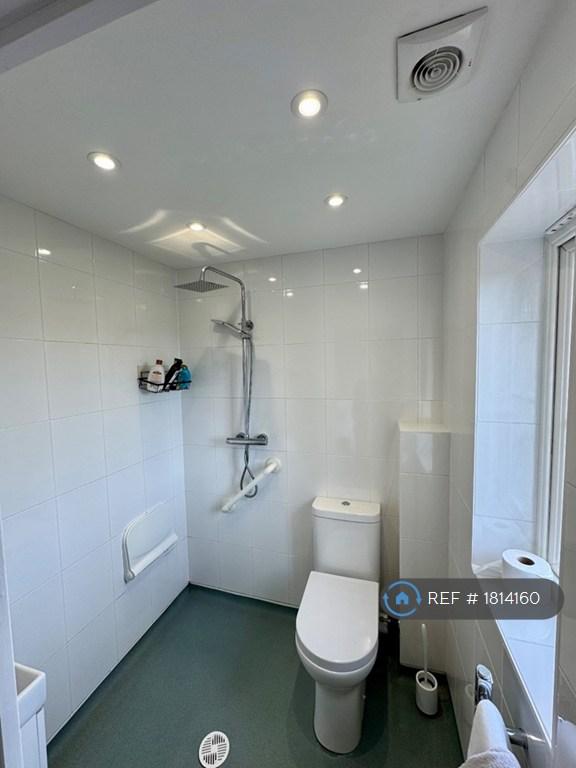 Ensuite Bathroom