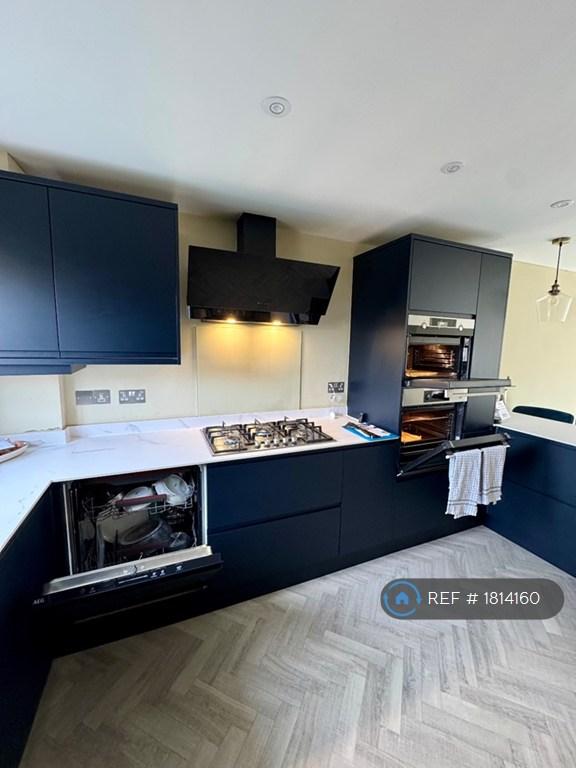 Microwave Oven, Oven &amp; Dishwasher