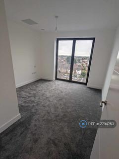 2 bedroom flat to rent, O T O Tower, Ilford, IG3