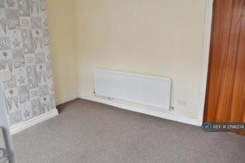 2 bedroom terraced house to rent, Marriott Street, Stoke-On-Trent, ST4