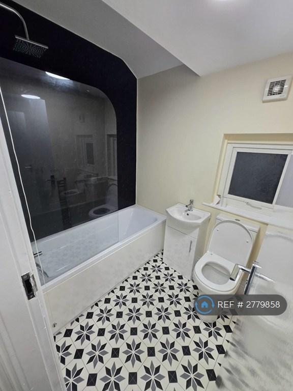 Bathroom 2