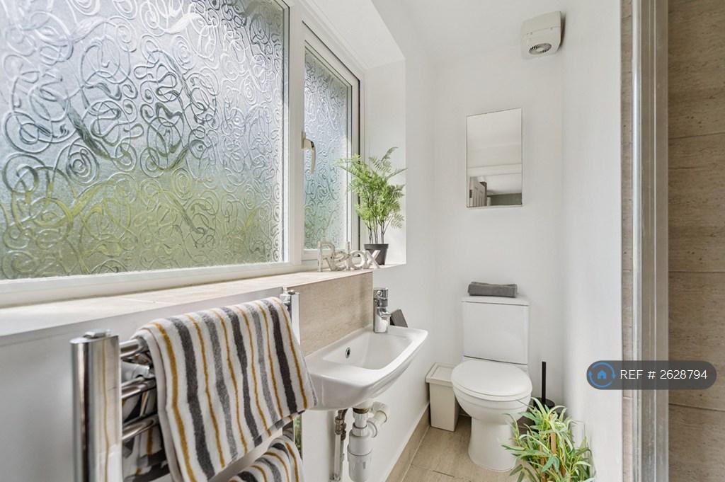 Ensuite Bathroom
