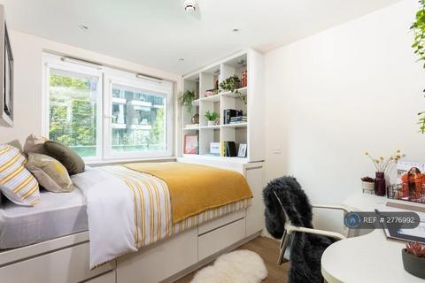 undefined, Unite Students-Drapery Place, London, E1