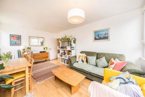 2 bedroom flat for sale, Roman Road, London E2