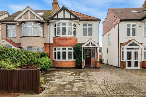 3 bedroom semi-detached house for sale, Avery Hill Road, New Eltham, London, SE9