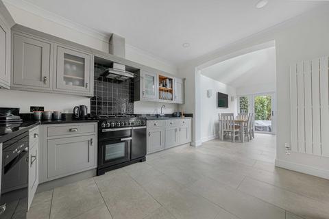 3 bedroom semi-detached house for sale, Avery Hill Road, New Eltham, London, SE9