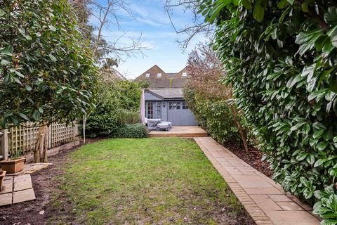 3 bedroom semi-detached house for sale, Avery Hill Road, New Eltham, London, SE9