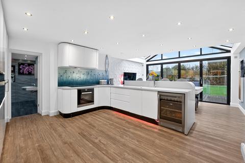 undefined, Mount Road, Wirral, CH49