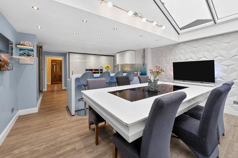 undefined, Mount Road, Wirral, CH49