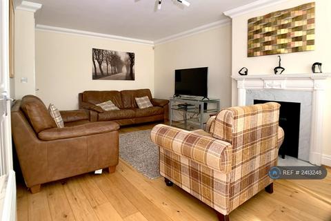 undefined, Windsor Forest Court, Ascot, SL5