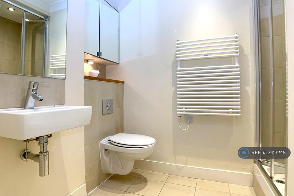 Ensuite