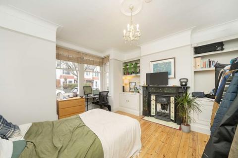 4 bedroom house for sale, Fircroft Road, London SW17