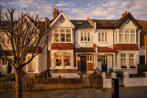 4 bedroom house for sale, Fircroft Road, London SW17