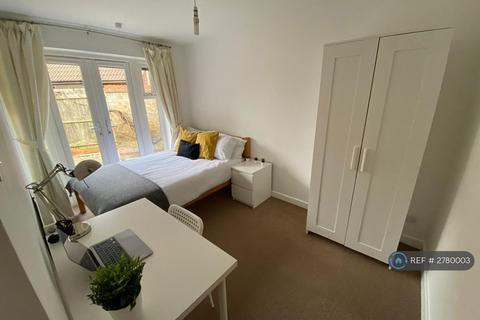 undefined, Jedburgh Close, Cambridge, CB4