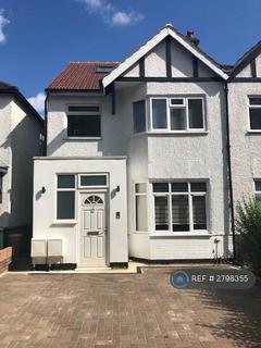 2 bedroom flat to rent, Sunningfields Road, London, NW4