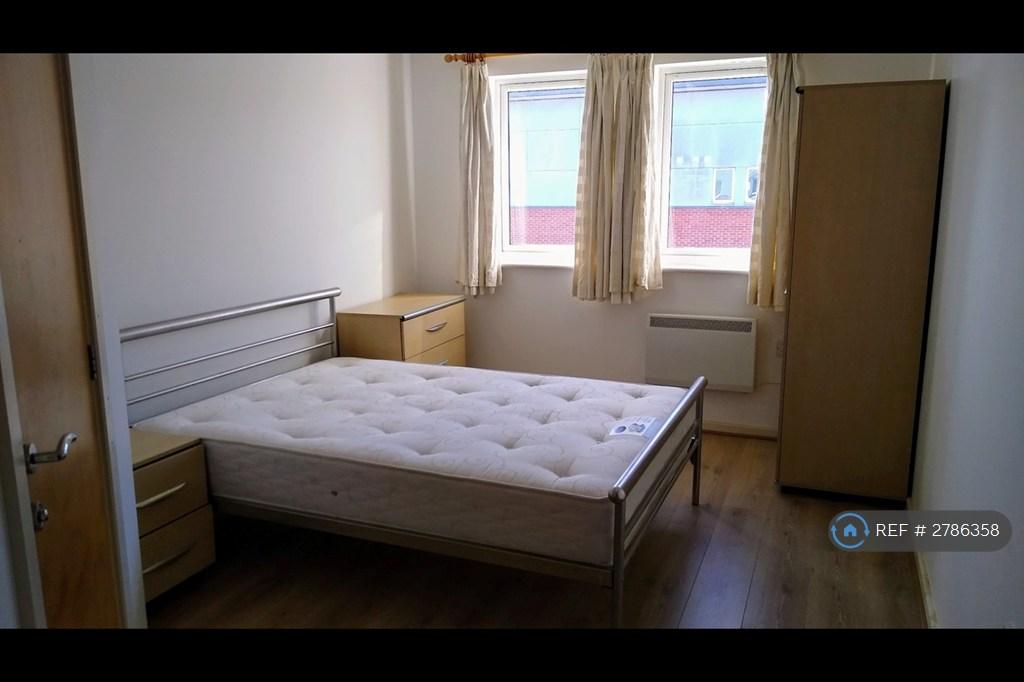Main Bedroom