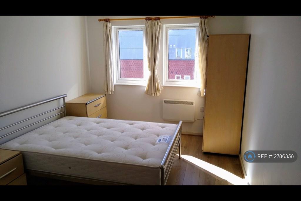 Main Bedroom