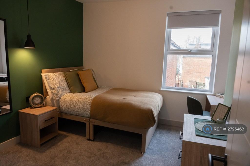 Bed 4
