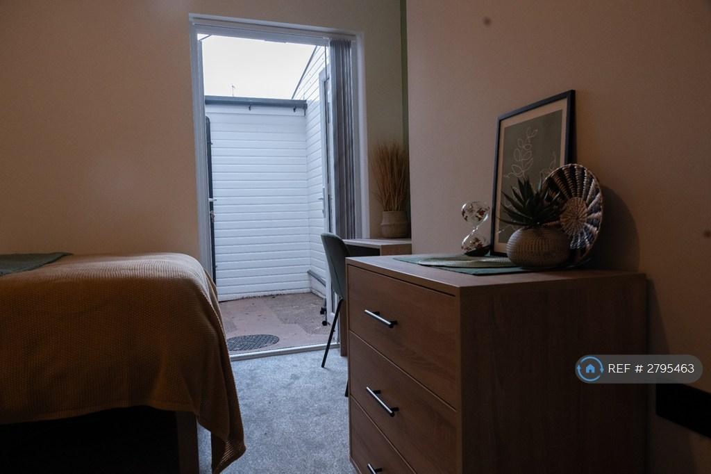 Bed 2