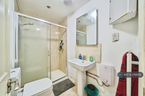 undefined, Lillie Road, London, SW6