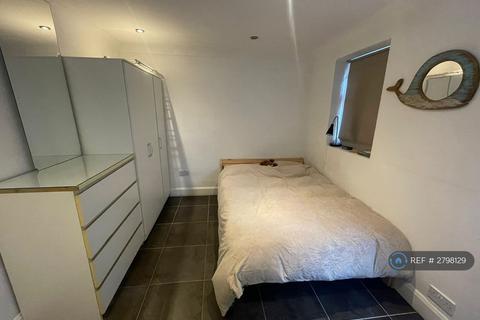 undefined, Lillie Road, London, SW6