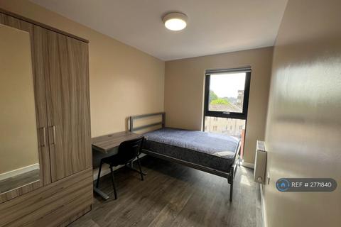 6 bedroom flat to rent, Hepburn Court A, Bristol, BS2