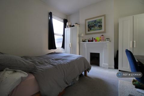 undefined, Bickley St, London, SW17