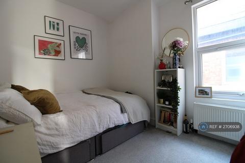 undefined, Bickley St, London, SW17