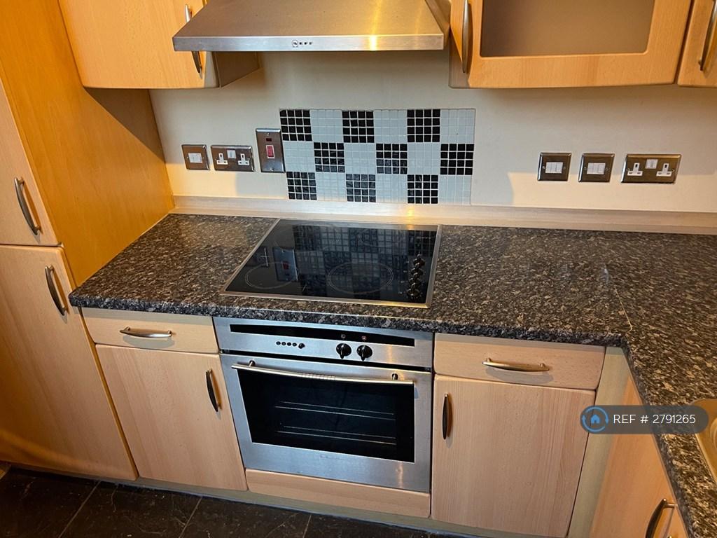 Kitchen Pic 2