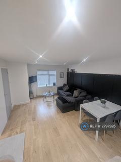 3 bedroom end of terrace house to rent, Mulberry Walk, Bristol, BS9