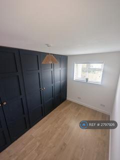 3 bedroom end of terrace house to rent, Mulberry Walk, Bristol, BS9
