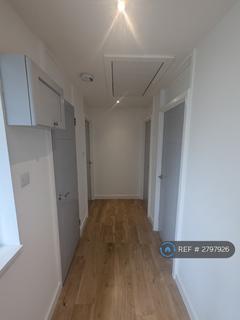3 bedroom end of terrace house to rent, Mulberry Walk, Bristol, BS9