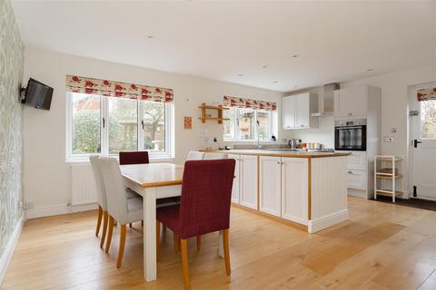 undefined, Clerks Croft, Bletchingley