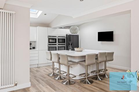 undefined, Sandringham Close, Hove