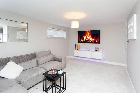 2 bedroom flat for sale, Aston View, Hemel Hempstead, HP2