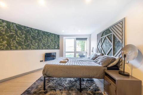 1 bedroom flat to rent, Wells House Road, North Acton, London, NW10