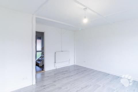 undefined, Montsale, Basildon SS13