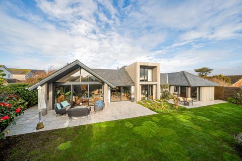4 bedroom detached bungalow for sale, Coney Six, East Wittering, PO20