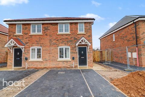 2 bedroom semi-detached house for sale, Hurdle Crescent, Bessacarr, Doncaster