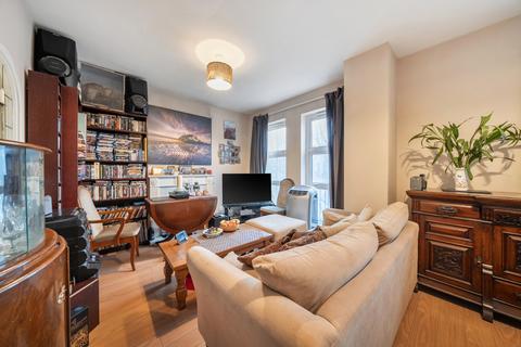 2 bedroom apartment for sale, Grange Road, London