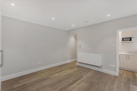Studio to rent, Edith Road, West Kensington, London, W14