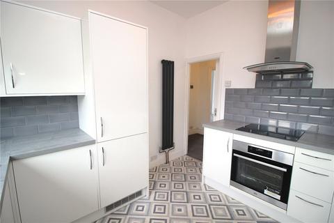 2 bedroom apartment to rent, Westborough Road, Westcliff-on-Sea, Essex, SS0