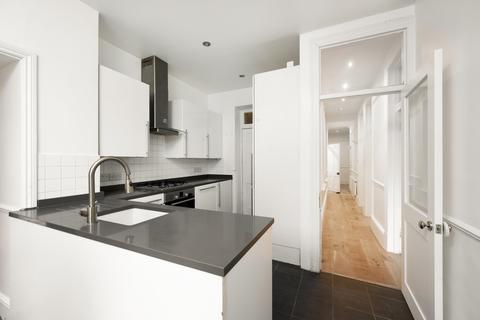 3 bedroom apartment for sale, Biddulph Mansions, Elgin Avenue, London, W9