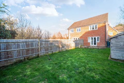 undefined, Meadow Close, Billingshurst, RH14