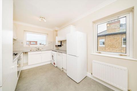 undefined, Avenue Elmers, Surbiton KT6