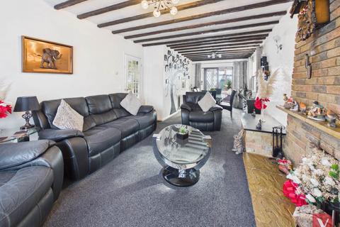 undefined, Ashcroft Road, Luton LU2