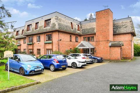 2 bedroom apartment for sale, Woodside Grange Road, London N12